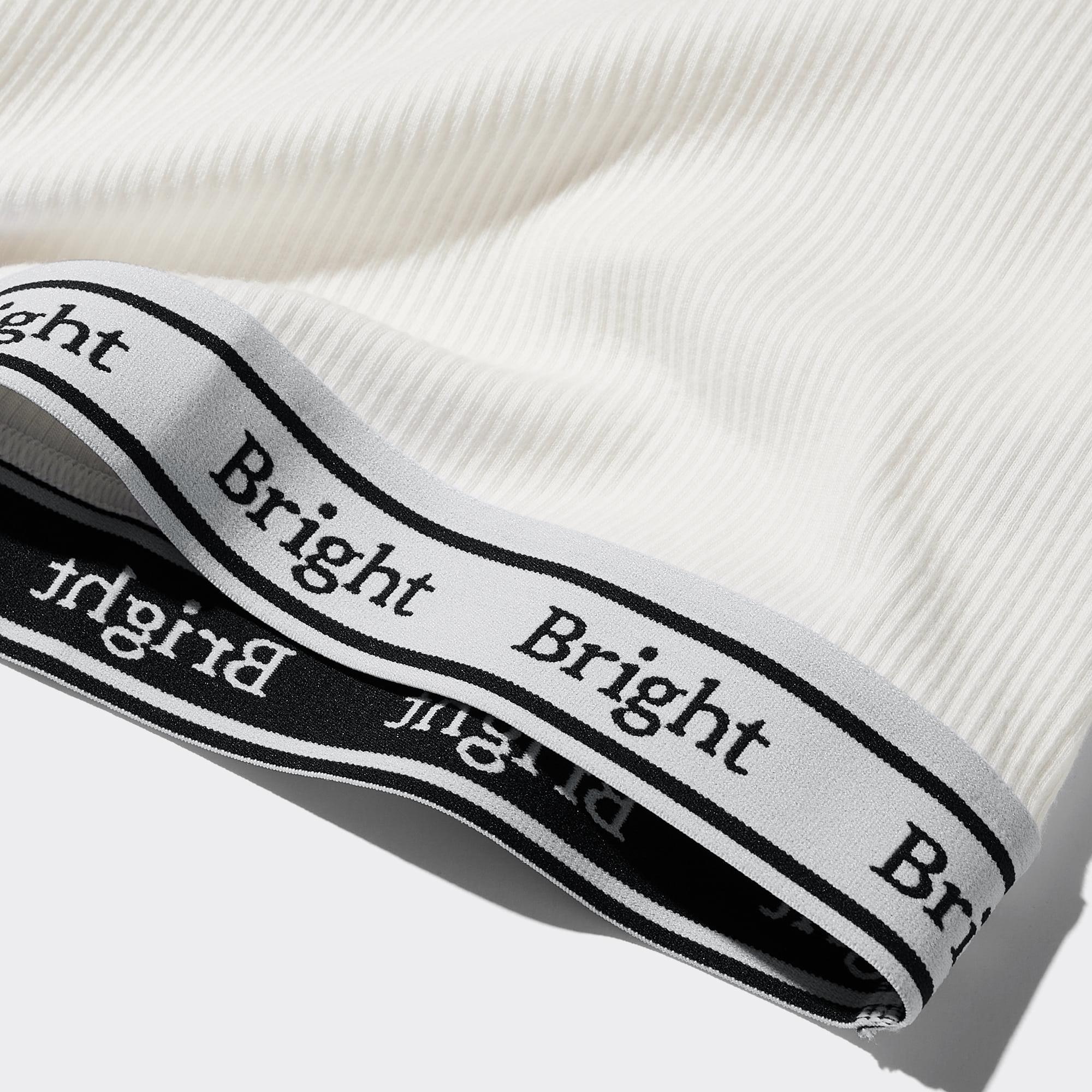 https://image.uniqlo.com/GU/ST3/jp/imagesgoods/351256/feature/jpgoods_351256_feature2.jpg