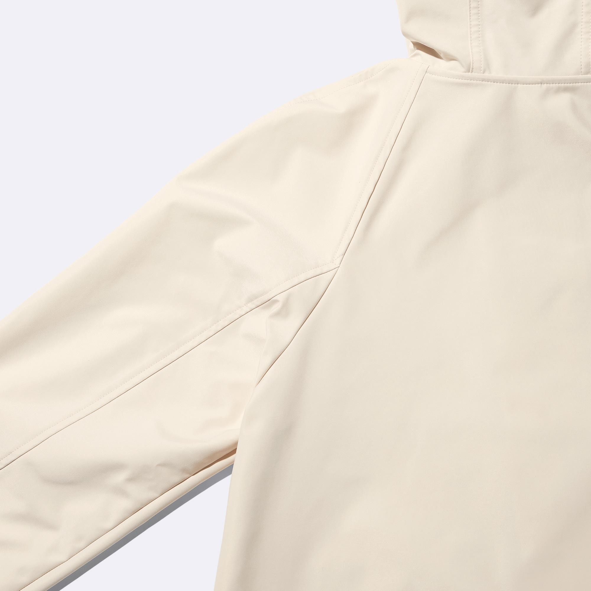 https://image.uniqlo.com/GU/ST3/jp/imagesgoods/351664/feature/jpgoods_351664_feature1.jpg