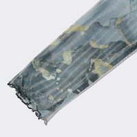 https://image.uniqlo.com/GU/ST3/jp/imagesgoods/352745/feature/jpgoods_352745_feature3.jpg