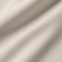 https://image.uniqlo.com/GU/ST3/jp/imagesgoods/352931/feature/jpgoods_352931_feature1.jpg