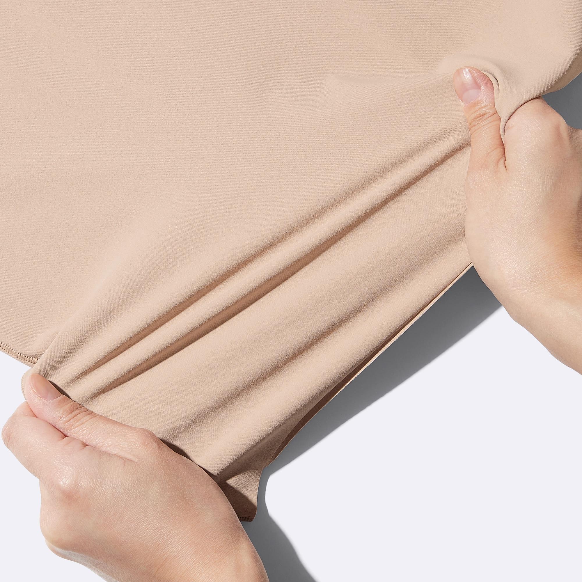 https://image.uniqlo.com/GU/ST3/jp/imagesgoods/353010/feature/jpgoods_353010_feature3.jpg