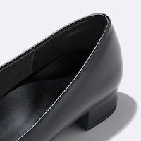 https://image.uniqlo.com/GU/ST3/jp/imagesgoods/353192/feature/jpgoods_353192_feature1.jpg