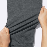 https://image.uniqlo.com/GU/ST3/jp/imagesgoods/355876/feature/jpgoods_355876_feature1.jpg