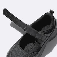 https://image.uniqlo.com/GU/ST3/jp/imagesgoods/355891/feature/jpgoods_355891_feature2.jpg
