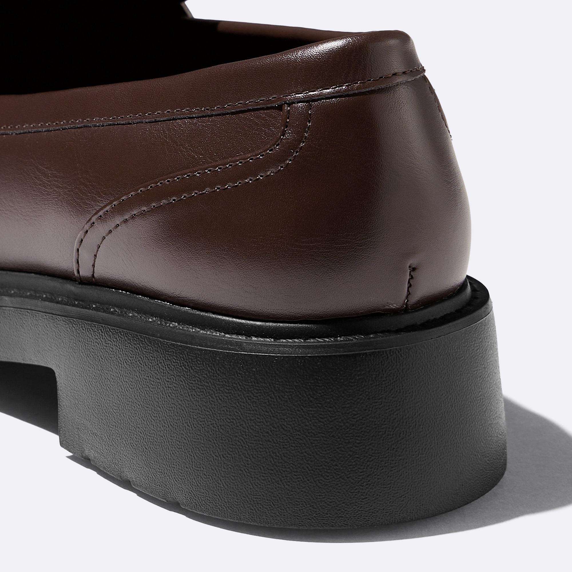 https://image.uniqlo.com/GU/ST3/jp/imagesgoods/355896/feature/jpgoods_355896_feature1.jpg