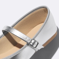 https://image.uniqlo.com/GU/ST3/jp/imagesgoods/355900/feature/jpgoods_355900_feature2.jpg