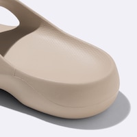 https://image.uniqlo.com/GU/ST3/jp/imagesgoods/355908/feature/jpgoods_355908_feature2.jpg