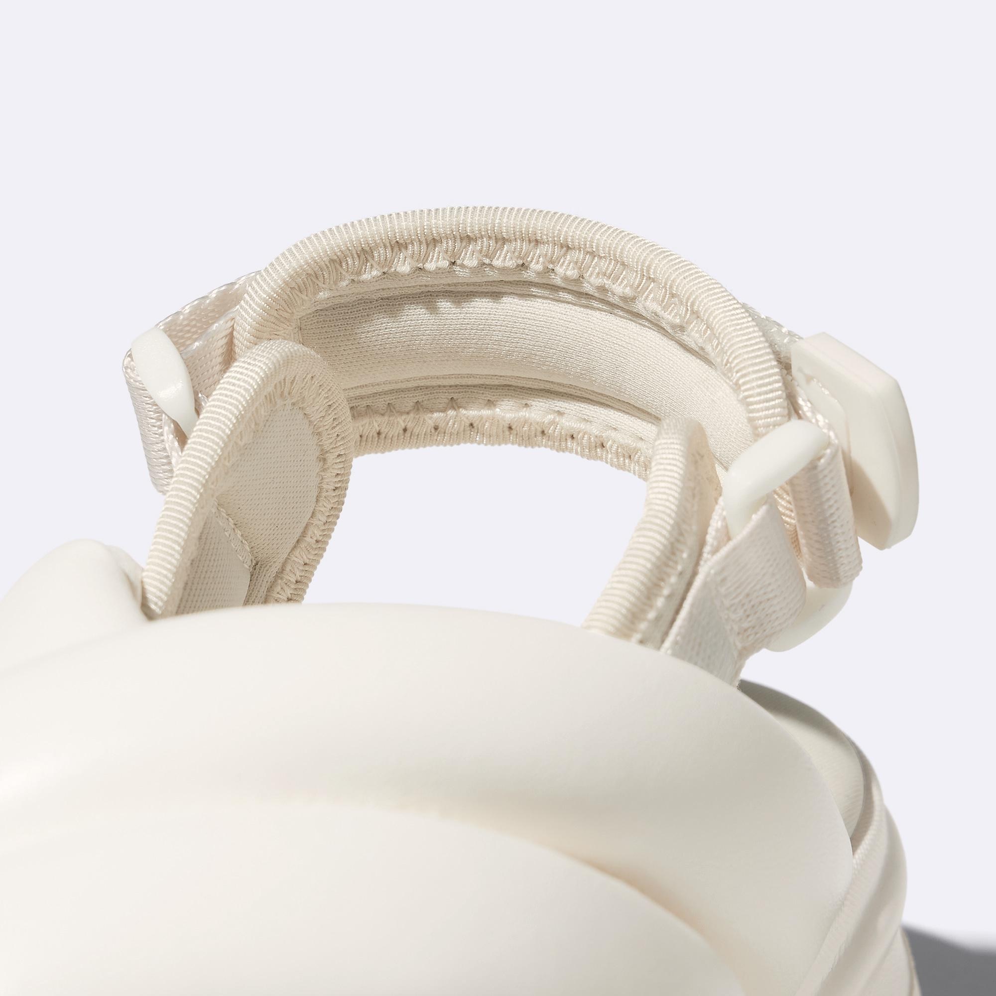 https://image.uniqlo.com/GU/ST3/jp/imagesgoods/355913/feature/jpgoods_355913_feature2.jpg