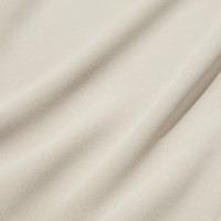 https://image.uniqlo.com/GU/ST3/jp/imagesgoods/356234/feature/jpgoods_356234_feature1.jpg