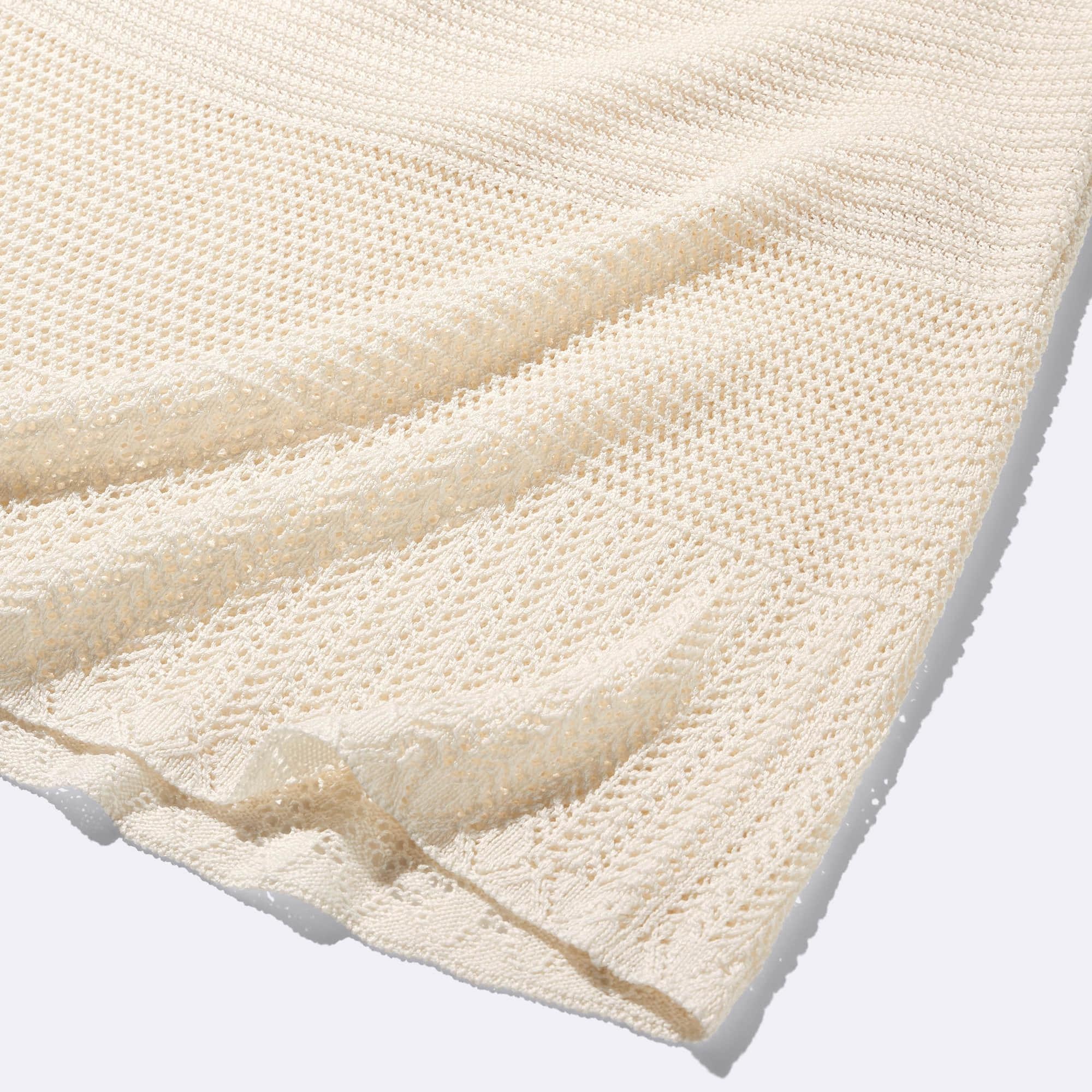 https://image.uniqlo.com/GU/ST3/jp/imagesgoods/356435/feature/jpgoods_356435_feature2.jpg