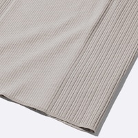 https://image.uniqlo.com/GU/ST3/jp/imagesgoods/356437/feature/jpgoods_356437_feature1.jpg