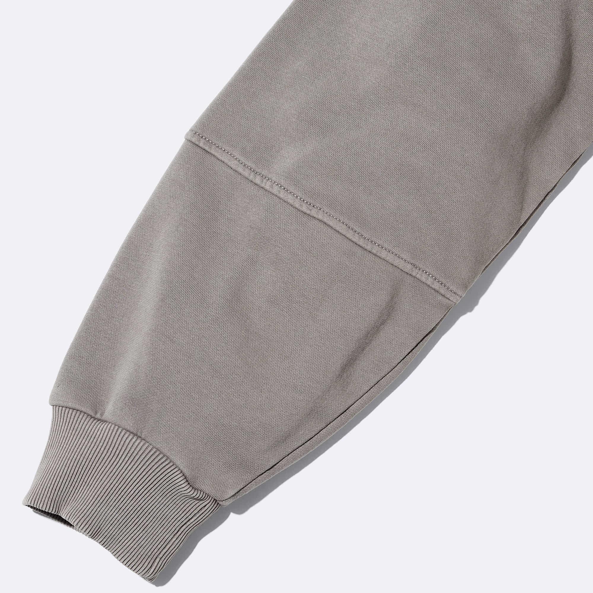 https://image.uniqlo.com/GU/ST3/jp/imagesgoods/356551/feature/jpgoods_356551_feature3.jpg