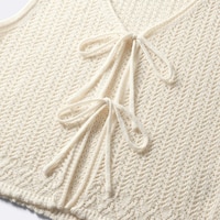 https://image.uniqlo.com/GU/ST3/jp/imagesgoods/356715/feature/jpgoods_356715_feature2.jpg