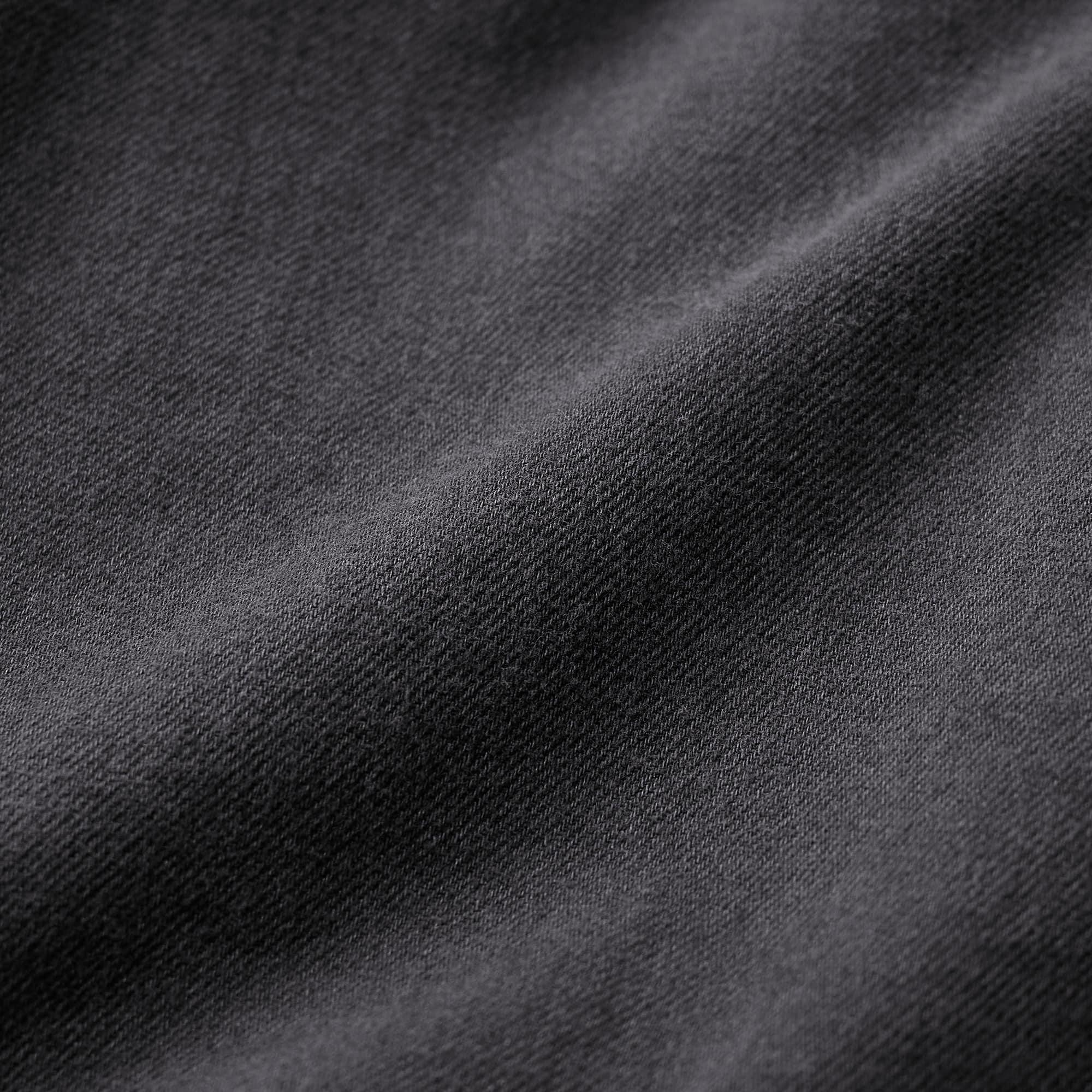 https://image.uniqlo.com/GU/ST3/jp/imagesgoods/356852/feature/jpgoods_356852_feature1.jpg