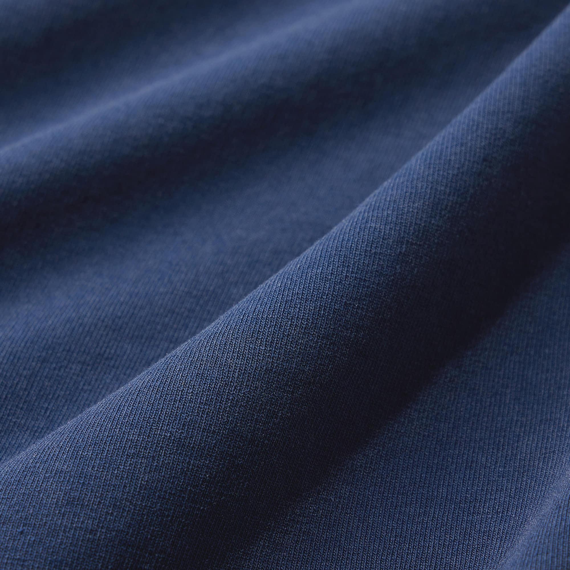 https://image.uniqlo.com/GU/ST3/jp/imagesgoods/356874/feature/jpgoods_356874_feature1.jpg