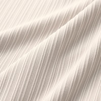 https://image.uniqlo.com/GU/ST3/jp/imagesgoods/356911/feature/jpgoods_356911_feature2.jpg