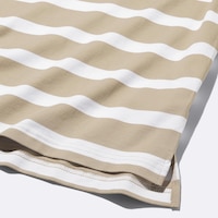 https://image.uniqlo.com/GU/ST3/jp/imagesgoods/357153/feature/jpgoods_357153_feature1.jpg