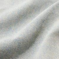 https://image.uniqlo.com/GU/ST3/jp/imagesgoods/357182/feature/jpgoods_357182_feature1.jpg