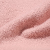 https://image.uniqlo.com/GU/ST3/jp/imagesgoods/357432/feature/jpgoods_357432_feature1.jpg