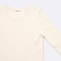 https://image.uniqlo.com/GU/ST3/jp/imagesgoods/357434/feature/jpgoods_357434_feature1.jpg