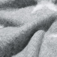 https://image.uniqlo.com/GU/ST3/jp/imagesgoods/357588/feature/jpgoods_357588_feature1.jpg