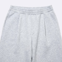 https://image.uniqlo.com/GU/ST3/jp/imagesgoods/357655/feature/jpgoods_357655_feature1.jpg