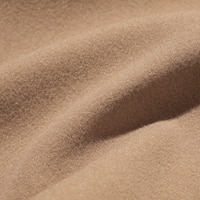 https://image.uniqlo.com/GU/ST3/jp/imagesgoods/357675/feature/jpgoods_357675_feature1.jpg