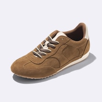 https://image.uniqlo.com/GU/ST3/jp/imagesgoods/357742/feature/jpgoods_357742_feature1.jpg