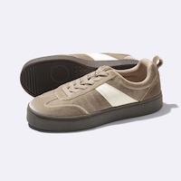 https://image.uniqlo.com/GU/ST3/jp/imagesgoods/357743/feature/jpgoods_357743_feature2.jpg