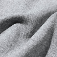 https://image.uniqlo.com/GU/ST3/jp/imagesgoods/357761/feature/jpgoods_357761_feature1.jpg
