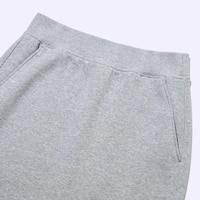 https://image.uniqlo.com/GU/ST3/jp/imagesgoods/357985/feature/jpgoods_357985_feature3.jpg