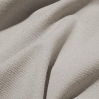 https://image.uniqlo.com/GU/ST3/jp/imagesgoods/357988/feature/jpgoods_357988_feature1.jpg
