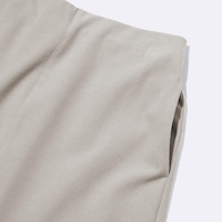https://image.uniqlo.com/GU/ST3/jp/imagesgoods/357988/feature/jpgoods_357988_feature3.jpg
