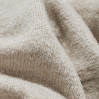 https://image.uniqlo.com/GU/ST3/jp/imagesgoods/358040/feature/jpgoods_358040_feature1.jpg