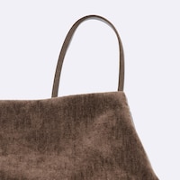 https://image.uniqlo.com/GU/ST3/jp/imagesgoods/358094/feature/jpgoods_358094_feature3.jpg