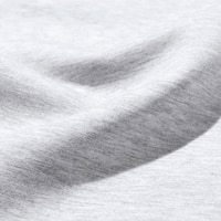 https://image.uniqlo.com/GU/ST3/jp/imagesgoods/358692/feature/jpgoods_358692_feature1.jpg