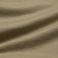 https://image.uniqlo.com/GU/ST3/jp/imagesgoods/358799/feature/jpgoods_358799_feature1.jpg