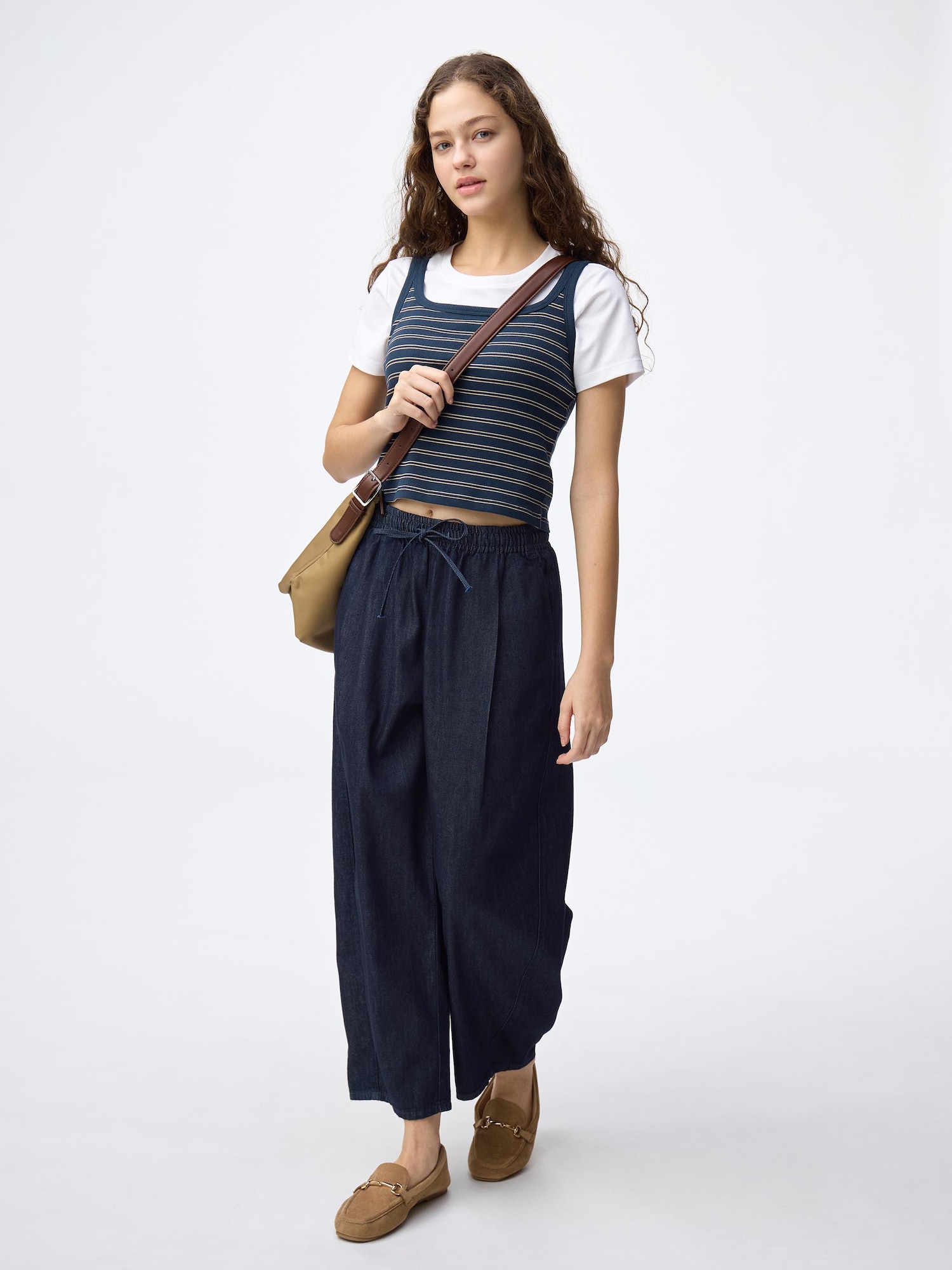 GU公式 | ライトデニムバレルアンクルパンツ(丈標準61.0～65.0cm)(レディース)