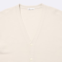 https://image.uniqlo.com/GU/ST3/jp/imagesgoods/359582/feature/jpgoods_359582_feature1.jpg