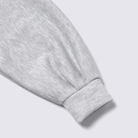 https://image.uniqlo.com/GU/ST3/jp/imagesgoods/360495/feature/jpgoods_360495_feature2.jpg