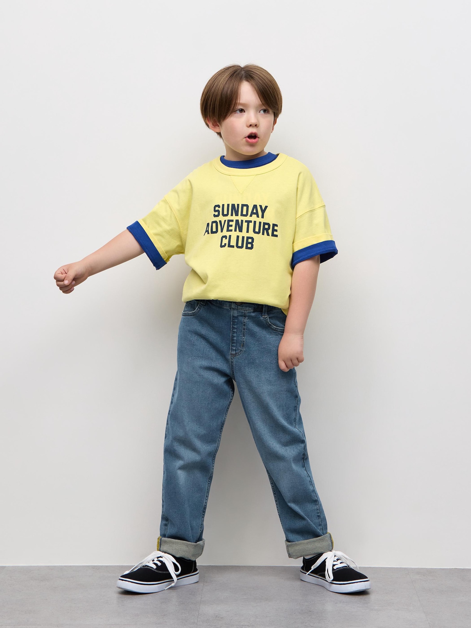 GU公式 | KIDSデニムストレッチストレートパンツ ST(キッズ)