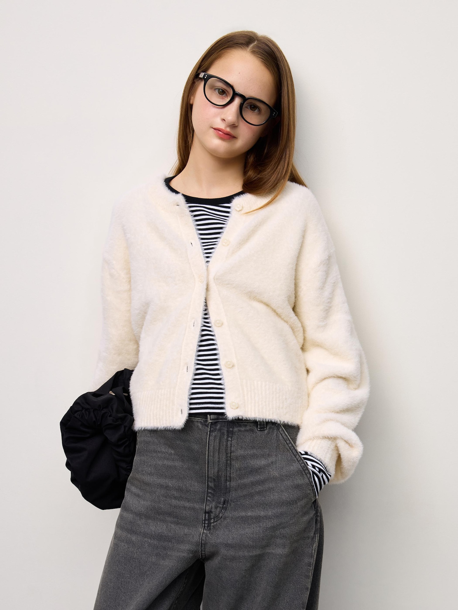 GIRLSフェザーヤーンフラワーボタンカーディガン