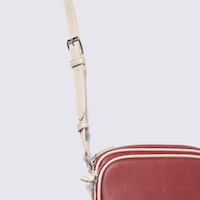 https://image.uniqlo.com/GU/ST3/jp/imagesgoods/360893/feature/jpgoods_360893_feature3.jpg