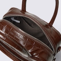 https://image.uniqlo.com/GU/ST3/jp/imagesgoods/361178/feature/jpgoods_361178_feature3.jpg