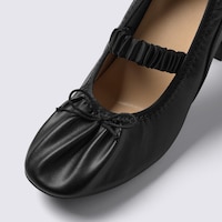 https://image.uniqlo.com/GU/ST3/jp/imagesgoods/361196/feature/jpgoods_361196_feature1.jpg