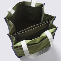 https://image.uniqlo.com/GU/ST3/jp/imagesgoods/361238/feature/jpgoods_361238_feature1.jpg