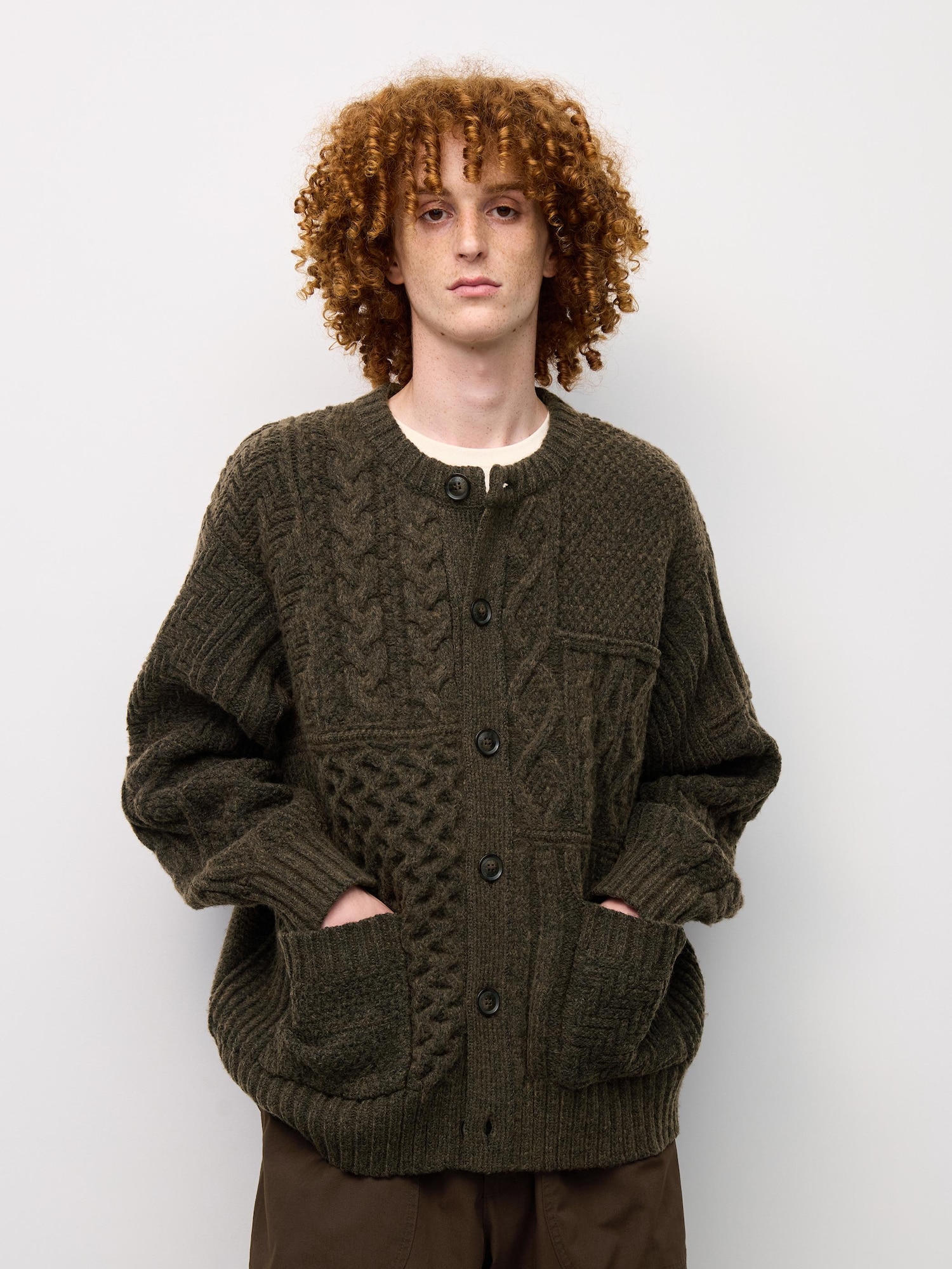 ケーブルクルーネックカーディガン ENGINEERED GARMENTS