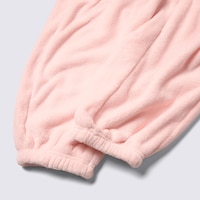 https://image.uniqlo.com/GU/ST3/jp/imagesgoods/361326/feature/jpgoods_361326_feature2.jpg