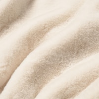 https://image.uniqlo.com/GU/ST3/jp/imagesgoods/361743/feature/jpgoods_361743_feature1.jpg