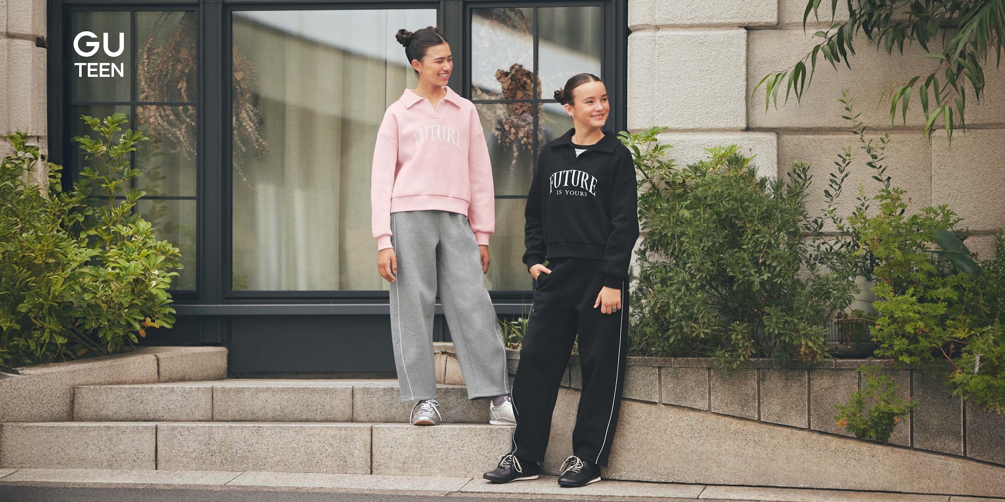 ヘビーウェイトスウェット
バレルレッグパンツ